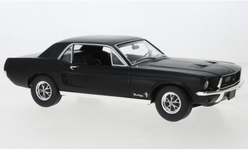 Modelauto Ford Mustang Hardtop mate zwart 1968 1/64 Greenlight
