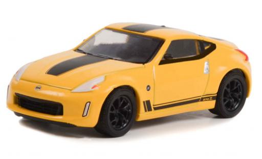 Modelauto Nissan 370Z Heritage Edition geel/zwart 2019 1/64 Greenlight
