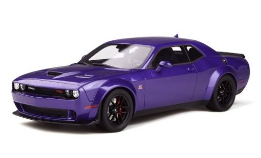 Modelauto Dodge Challenger Scat Pack R/T Widebody metallic lila 1/18 GT Spirit