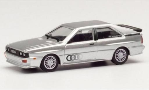 Modelauto Audi Quattro coupe grijs/Dekor 1/87 Herpa