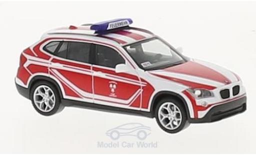 Modelauto Bmw X1 pompiers Brandweer Landshut Kommandowagen 1/87 Herpa