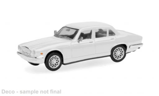 Modelauto Jaguar XJ Series III wit 1979 1/87 Herpa