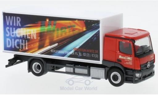 Modelauto Mercedes CLA Classicspace Actros Wirtz K&Atilde;&frac14;hlkoffer-LKW 1/87 Herpa