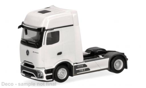 Modelauto Mercedes Actros Gigaspace L wit 1/87 Herpa