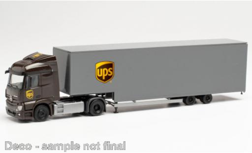 Modelauto Mercedes Actros Streamspace 2.3 UPS Jumbokoffer-Sattelzug 1/87 Herpa