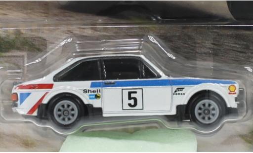 Modelauto Ford Escort RS 1800 Mk II wit 1978 1/64 Hot Wheels Premium
