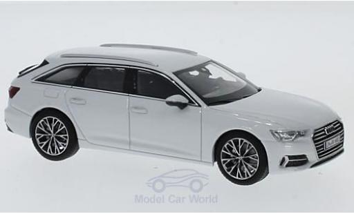 Modelauto Audi A6 avant wit 2018 1/43 iScale
