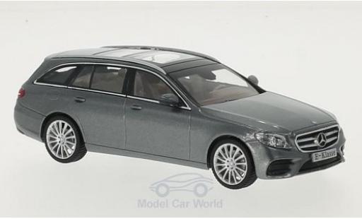 Modelauto Mercedes Classe E T-Modell (S213) metallic grijs 1/43 iScale