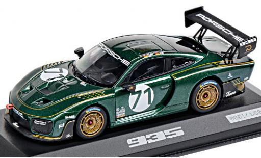 Modelauto Porsche 911 GT2 RS 935/19 No.71 J&Atilde;&curren;germeister Basis: 911 (.2) 1/43 Minichamps