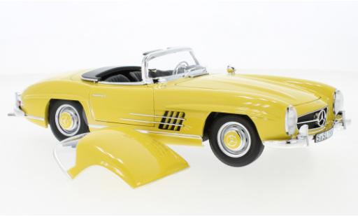 Modelauto Mercedes 300 Roadster SL (W198 II) geel 1/18 Norev