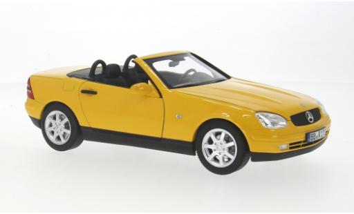 Modelauto Mercedes SLK Base (R170) geel 1/18 I Norev