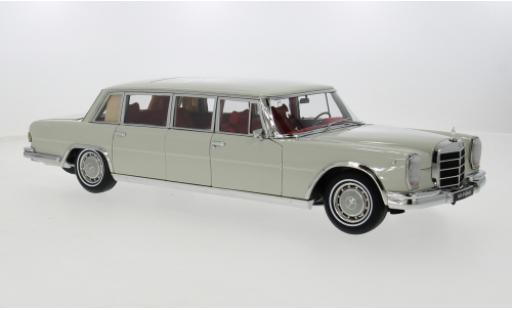 Modelauto Mercedes 600 Pullman (W100) grijs 1963 1/18 I NZG