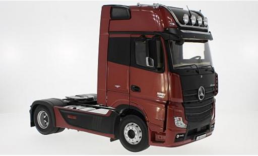 Modelauto Mercedes Actros Gigaspace 4x2 FH25 metallic rood 1/18 NZG