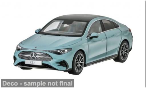 Modelauto Mercedes CLA Base (C178) HEV turquoise 2025 1/18 I NZG