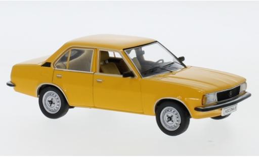 Modelauto Opel Ascona B Base B 1.6 geel 1975 1/43 Schuco