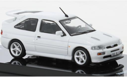 Modelauto Ford Escort Cosworth RS wit 1992 1/64 INNO64