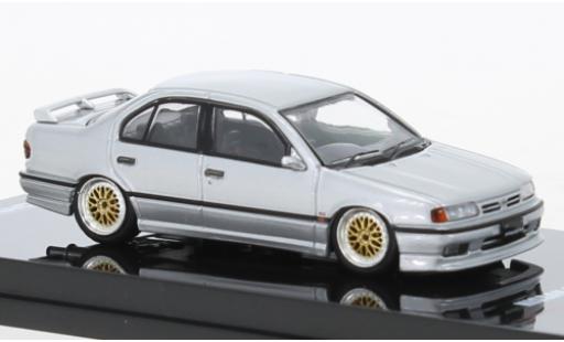 Modelauto Nissan Primera P10 () grijs RHD 1/64 INNO64
