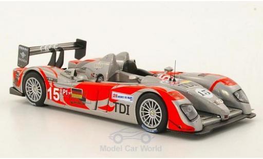 Modelauto Audi R10 course TDI No.15 24h Le Mans 2010 C.Bakkerud/C.Albers/O.Jarvis 1/43 IXO