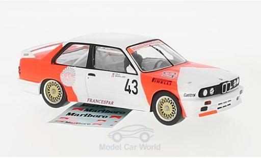 Modelauto Bmw M3 wtcc (E30) No.43 Bigazzi Racing Team Marlboro 1987 met Decals L.-P.Sala/O.Grouillard 1/43 IXO