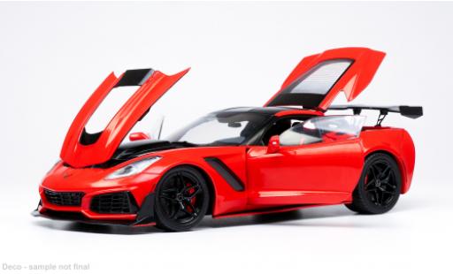 Modelauto Chevrolet Corvette ZR1 C7 rood 2019 1/18 IXO