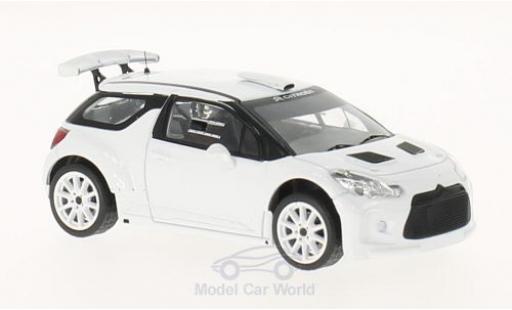 Modelauto DS Automobiles DS3 R5 Citroen 2015 Plain Body Version inklusive 4 Ersatzr&Atilde;&curren;der 1/43 IXO