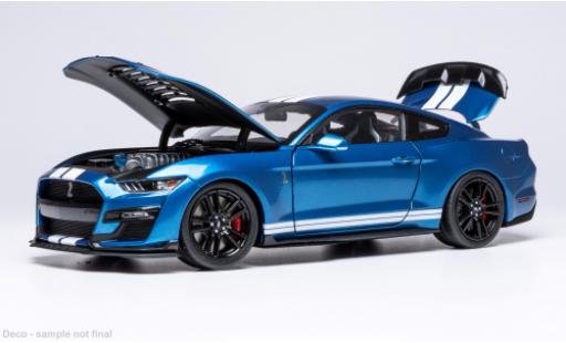 Modelauto Ford Mustang Shelby GT500 Ford Mustang blauw/wit 2022 1/18 IXO