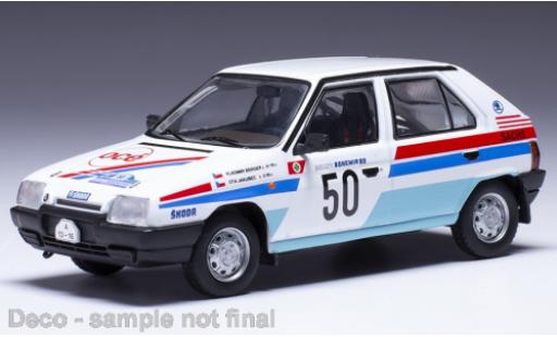 Modelauto Skoda Favorit Rally 136L No.50 Bohemia 1989 1/43 IXO