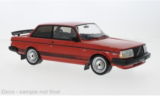 Modelauto Volvo 240 Turbo Douane rood 1987 1/18 IXO