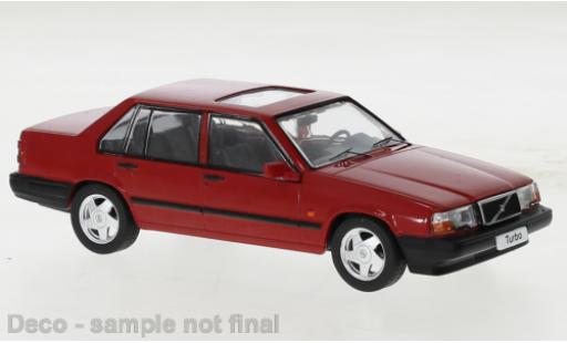 Modelauto Volvo 940 Turbo rood 1990 1/43 IXO