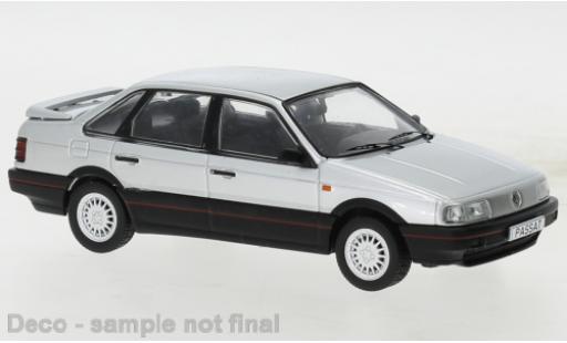 Modelauto Volkswagen Passat B3 GT d 1988 1/43 IXO