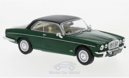 Modelauto Jaguar XJ12 XJ12C 12C groen/mat-zwart RHD 1976 1/43 IXO