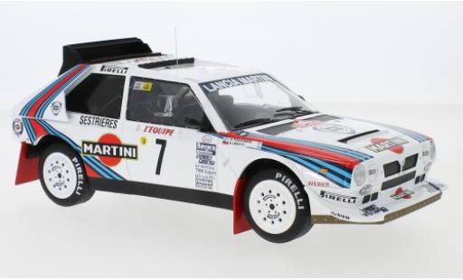 Modelauto Lancia Delta S4 No.7 Martini Racing Martini Rally Monte Carlo 1986 H.Toivonen/S.Cresto 1/18 IXO