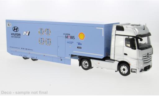 Modelauto Mercedes Actros Base (MP4) 2024 Hyundai Motorsport 1/43 IXO