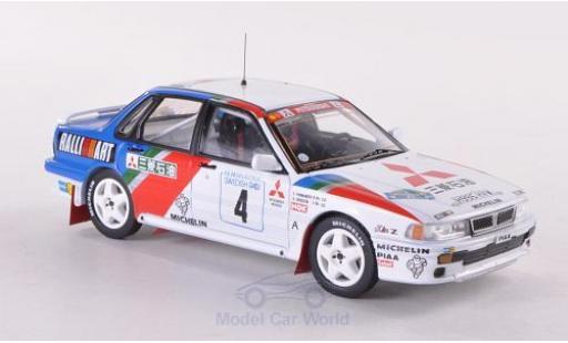 Modelauto Mitsubishi Galant VR4 VR-4 No.4 Ralliart Rally WM Rally Zweden 1991 1/43 IXO