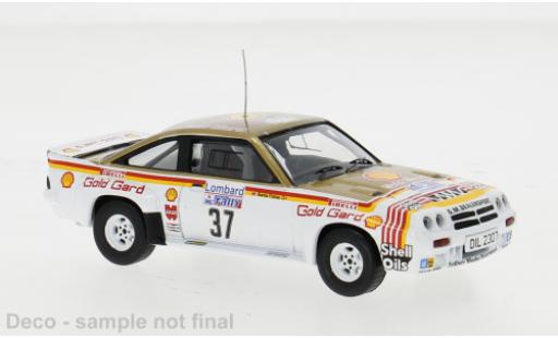 Modelauto Opel Manta 400 No.10 RAC Rally 1984 1/43 IXO