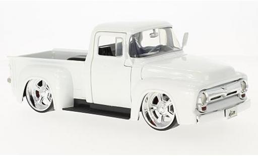 Modelauto Ford F-100 Pickup 00 Pick Up metallic wit 1956 1/24 Jada Toys