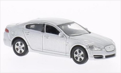Jaguar XF Base 1/87 Welly grijs 2008 modelauto