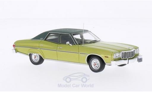 Modelauto Ford Gran Torino Gran Torino Brougham metallic groen/groen 1976 1/43 Kess