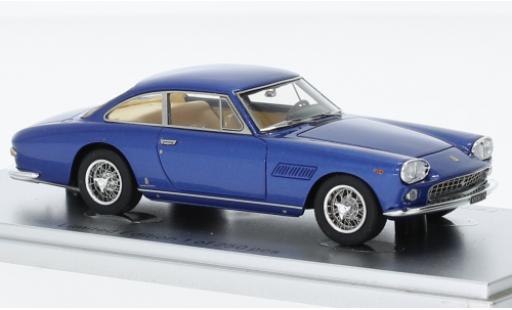 Modelauto Ferrari 330 GT 2+2 Sedan metallic blauw 1964 1/43 Kess