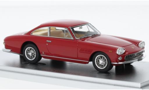 Modelauto Ferrari 330 GT 2+2 Sedan rood 1964 1/43 Kess