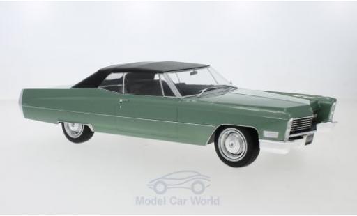 Modelauto Cadillac Deville Convertible Cabriolet metallic groen/zwart 1968 met Softtop 1/18 KK Scale
