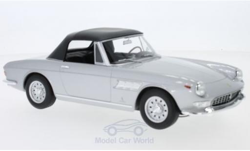 Modelauto Ferrari 275 GTS Pininfarina Spyder grijs Softtop liegt ein 1/18 KK Scale