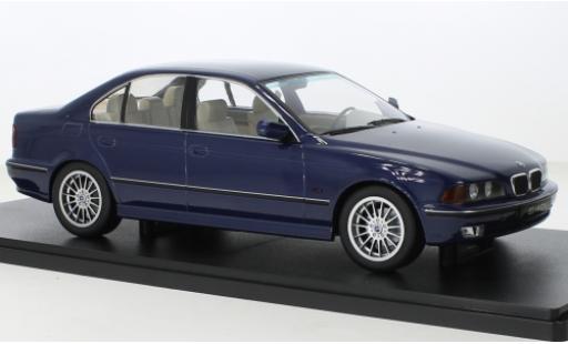Modelauto Bmw 540 berline i (E39) metallic blauw 1995 1/18 KK Scale