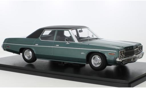 Modelauto Dodge Monaco Berline metallic groen/zwart 1974 1/18 KK Scale