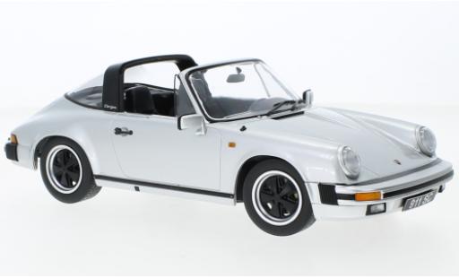 Modelauto Porsche 911 SC grijs 1983 1/18 KK Scale