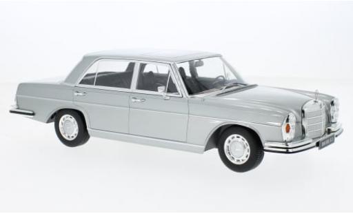 Modelauto Mercedes 300 6.3 SEL (W109) grijs 1968 1/18 KK Scale