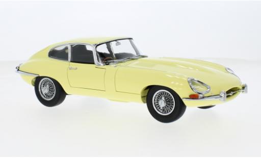 Modelauto Jaguar E-Type Base geel 1/18 Kyosho