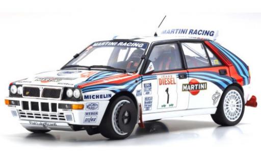 Modelauto Lancia Delta HF Integrale No.1 Martini Racing Martini Rally WM Rally San Remo 1992 J.Kankkunen/J.Piironen 1/18 Kyosho