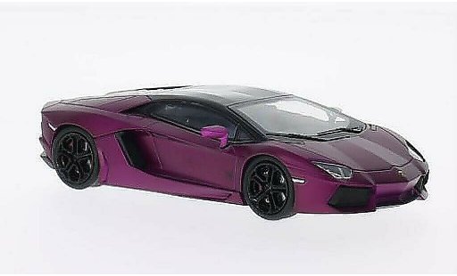 Lamborghini Aventador LP700-4 1/43 Welly mat-lila/zwart modelauto