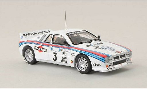 Lancia 37 Rally 1/43 IXO No.3 Martini Racing Akropolis Griechenland 1983 /C.Geistdorfer modelauto